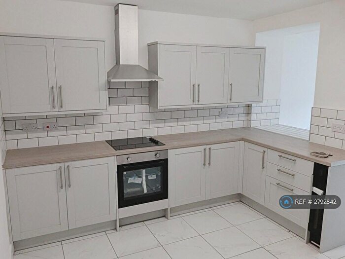 3 Bedroom Terraced House To Rent In Hamilton St, Mountain Ash, CF45