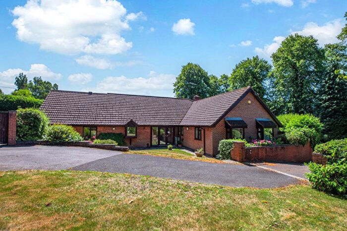 4 Bedroom Bungalow For Sale In Plymouth Road, Barnt Green, Birmingham, Worcestershire, B45