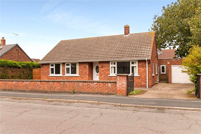 3 Bedroom Bungalow For Sale In Greenway, Barton-Upon-Humber, North Lincolnshire, DN18