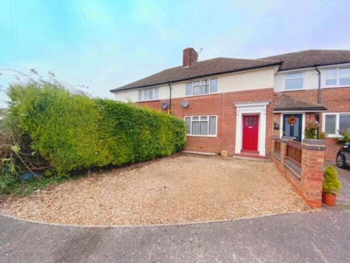 3 Bedroom Terraced House To Rent In Bittenham Close, Stone, HP17