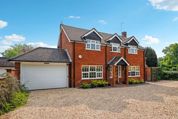 4 Bedroom Detached House For Sale In Spring Lane, Aston Tirrold, OX11
