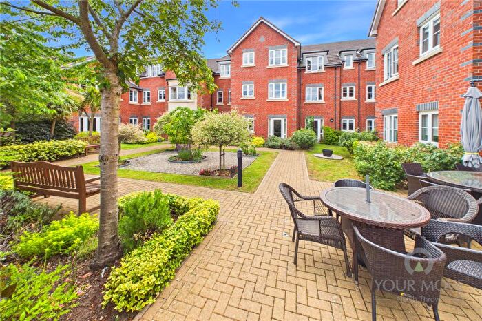 1 Bedroom Flat For Sale In Tresham Close, Kettering, Northamptonshire, NN15