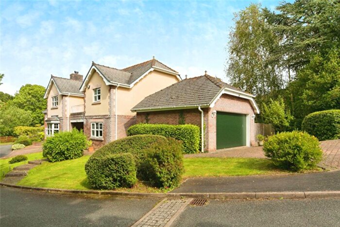 4 Bedroom Detached House For Sale In Coed Yr Afon, Conwy, Conwy, LL32