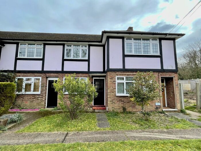 2 Bedroom Maisonette To Rent In Dorking Road, Epsom, KT18