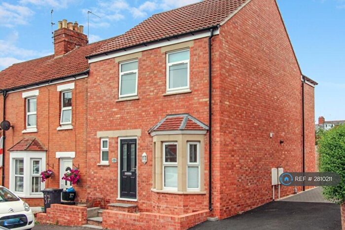 3 Bedroom Semi Detached House To Rent In Percy Road, Yeovil, BA21