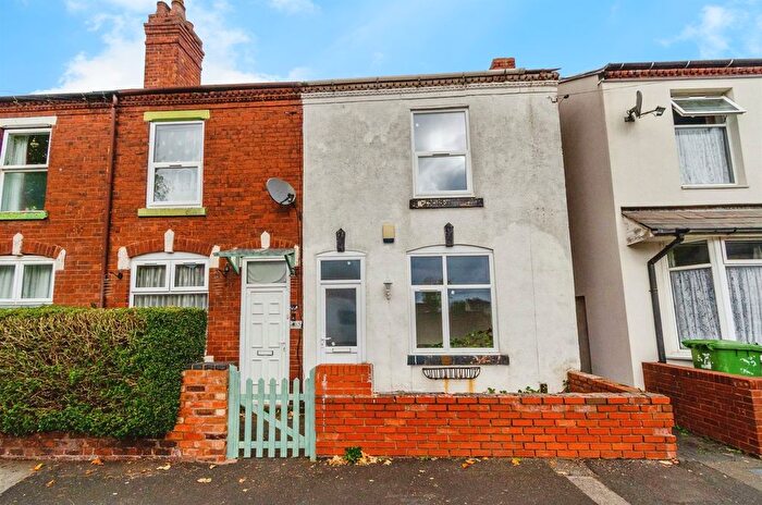 3 Bedroom End Terrace House For Sale In Essex Street, Walsall, WS2