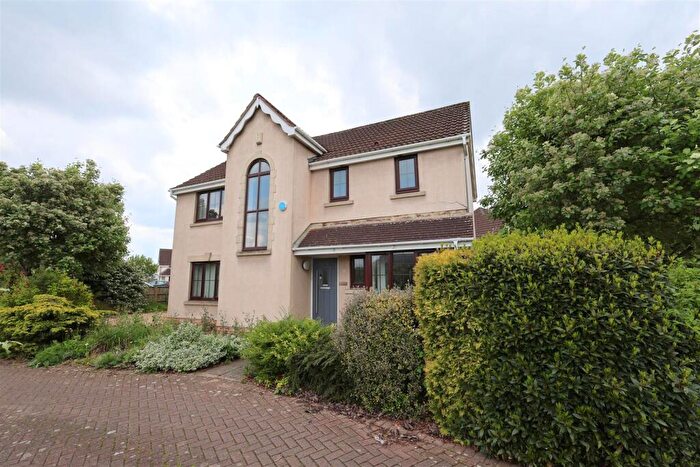 4 Bedroom Detached House For Sale In Bromley Heath Road, Downend, Bristol, BS16