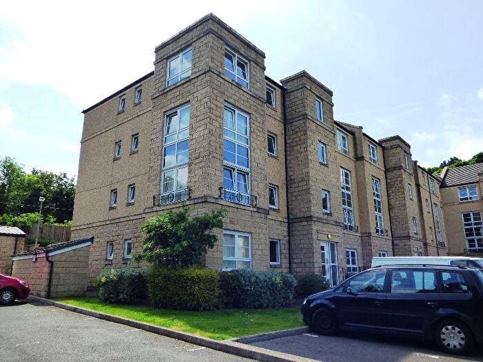 2 Bedroom Flat To Rent In Inglis Green Gait, Chesser, Edinburgh, EH14