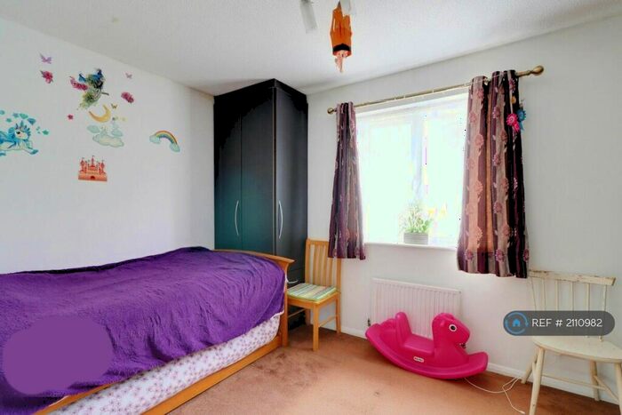 2 Bedroom Terraced House To Rent In Goodmayes, Ilford, IG3