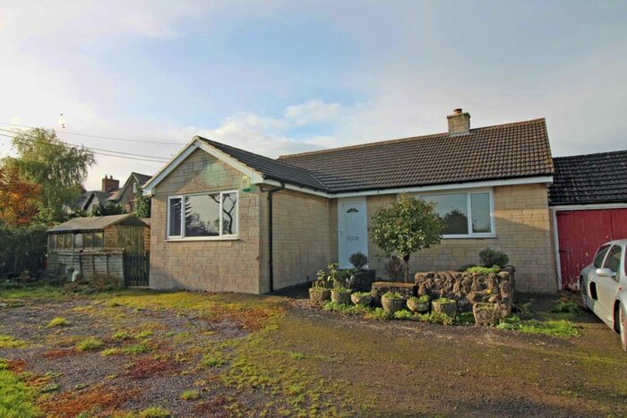 3 Bedroom Bungalow To Rent In Kerrycroft, Witham Friary, BA11