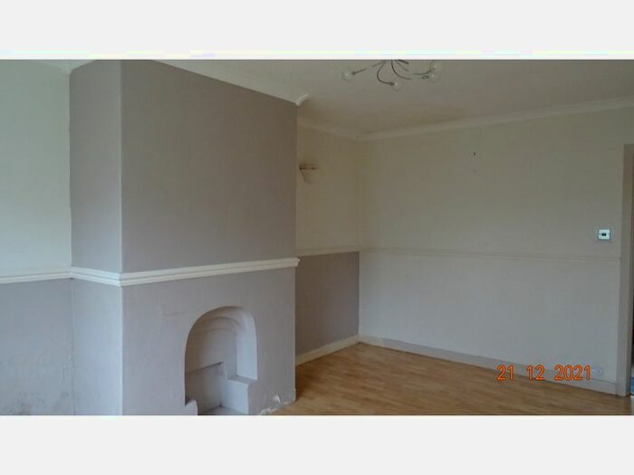 4 Bedroom Semi-Detached House To Rent In North Road, Heath, Cardiff, CF14