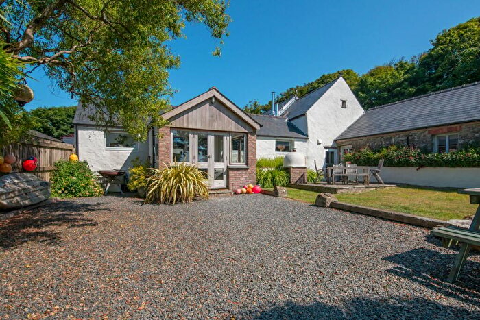 3 Bedroom Barn Conversion For Sale In Trehale, Mathry, SA62