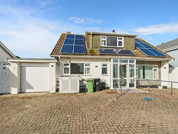 4 Bedroom Bungalow For Sale In Crescent Rise, Constantine Bay, Padstow, PL28