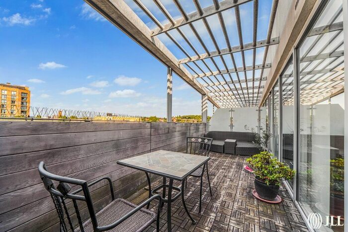 1 Bedroom Flat To Rent In Merryweather Place, London, SE10