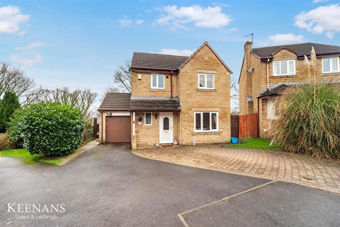 3 Bedroom Detached House For Sale In Rochester Drive, Burnley, BB10