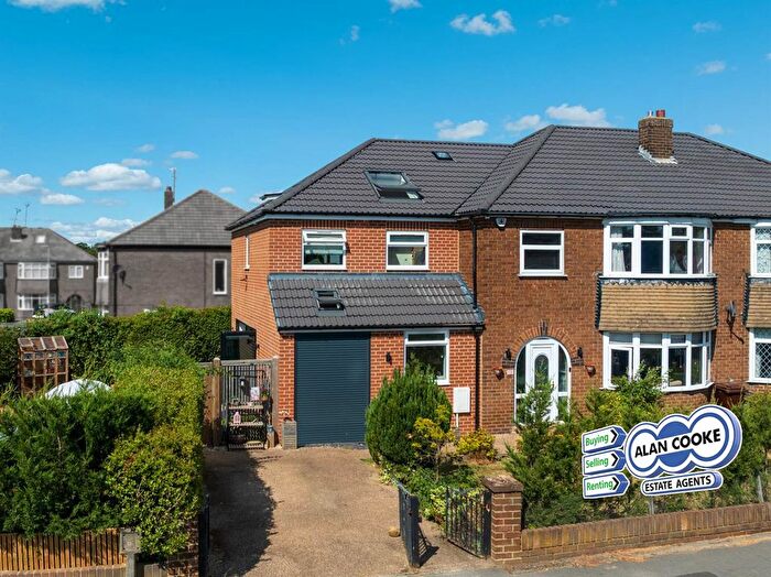 4 Bedroom Semi-Detached House For Sale In Primley Park View, Leeds, LS17