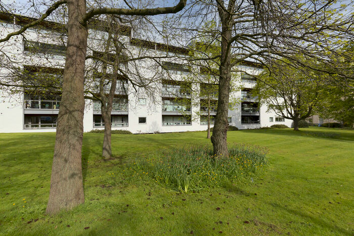 2 Bedroom Apartment To Rent In Century Court, Montpellier, GL50