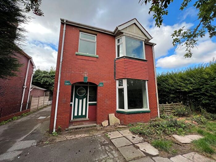 3 Bedroom Detached House For Sale In Saltersbrook Road Darfield, Barnsley, South Yorkshire, S73