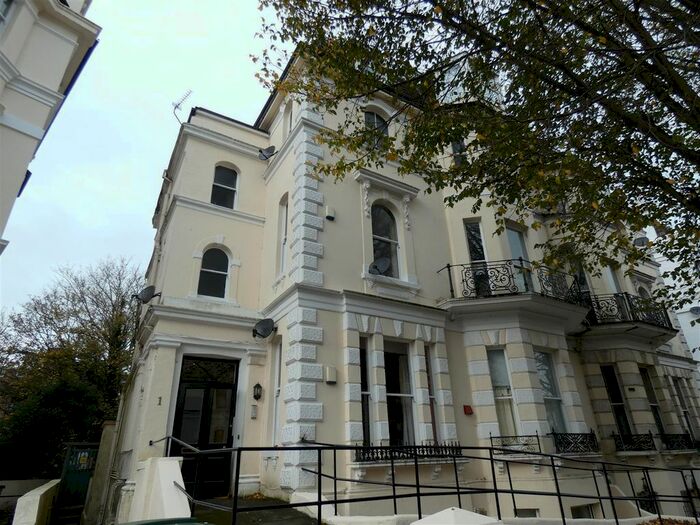 2 Bedroom Flat To Rent In Trinity Crescent, Folkestone, CT20