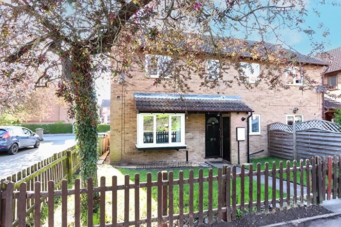 2 Bedroom Semi Detached House For Sale In Senwick Drive, Wellingborough, NN8