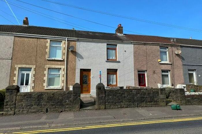 3 Bedroom Property To Rent In Llangyfelach Road, Abertawe, SA5