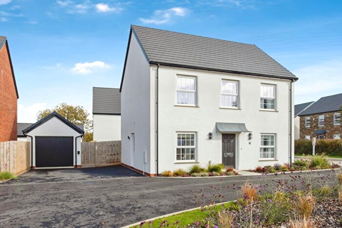 4 Bedroom Detached House For Sale In Country Park Road, Bodmin, Cornwall, PL31