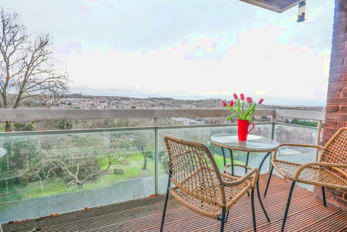 2 Bedroom Flat To Rent In Shepherds Hill, Highgate, London, N6
