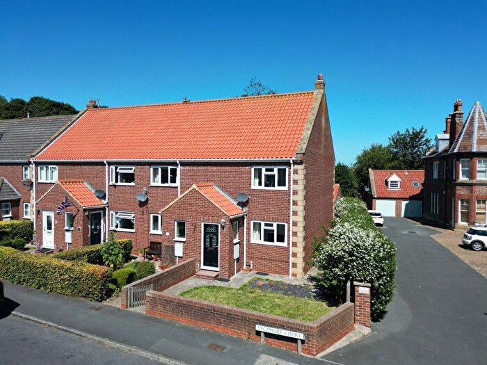 3 Bedroom End Of Terrace House For Sale In Sycamore Court, Whitby, YO21