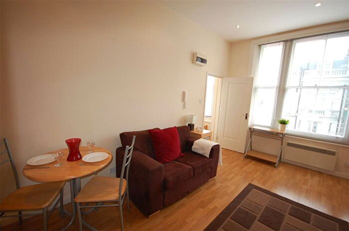 Studio To Rent In Castletown Road, London, W14