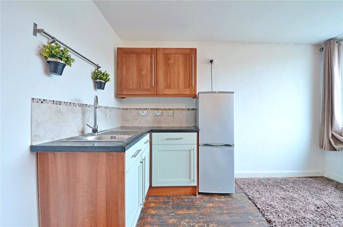 4 Bedroom Flat To Rent In Charlecombe Court, Westbury On Trym, Bristol, Bristol, BS9