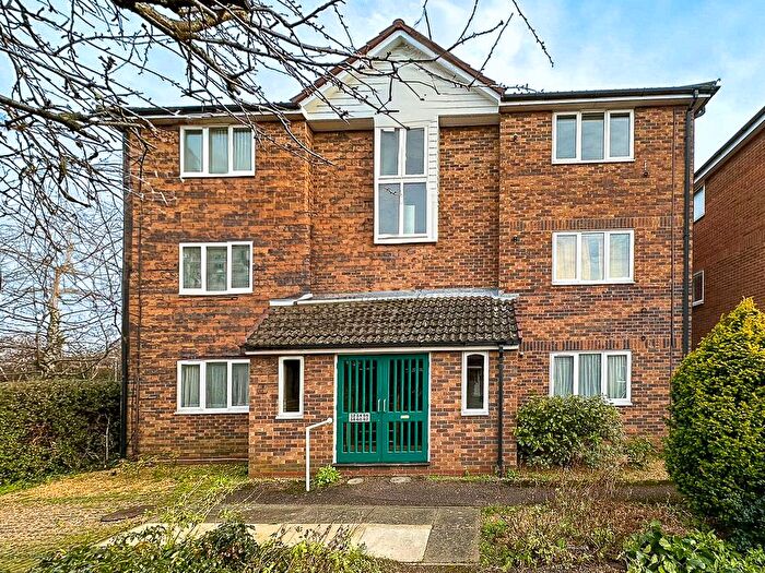 1 Bedroom Flat To Rent In Corrie Road, Cambridge, CB1