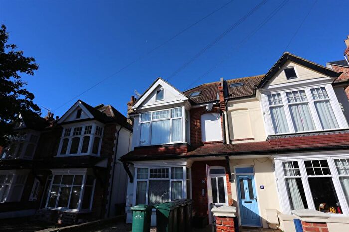 Studio To Rent In Portland Villas, Hove, BN3
