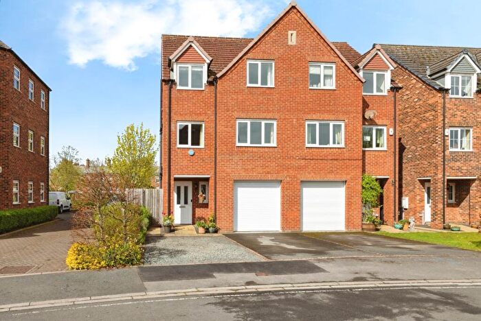 4 Bedroom Semi Detached House For Sale In Ascot Close, North Yorkshire, DL7