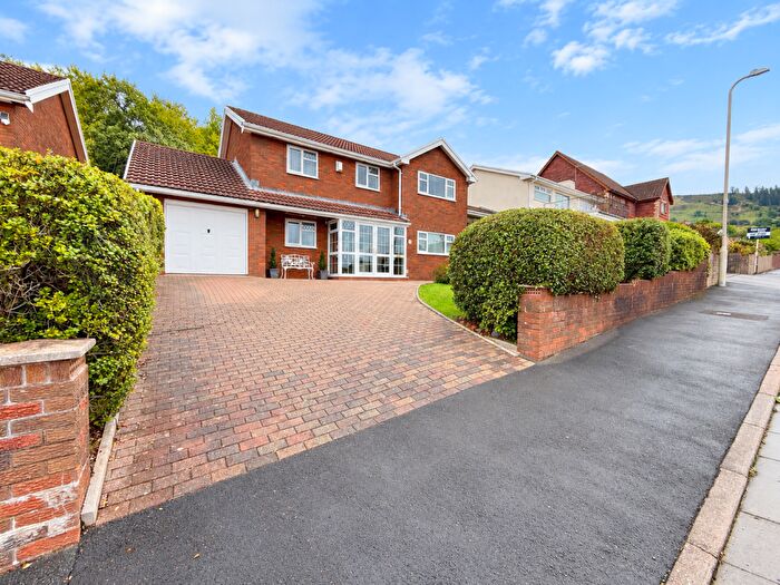 4 Bedroom Detached House For Sale In Cenarth Drive, Cwmbach, Aberdare, Rhondda Cynon Taf, CF44
