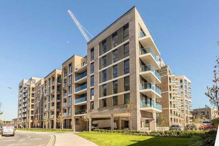 1 Bedroom Flat To Rent In Queenshurst Square, Kingston Upon Thames KT2