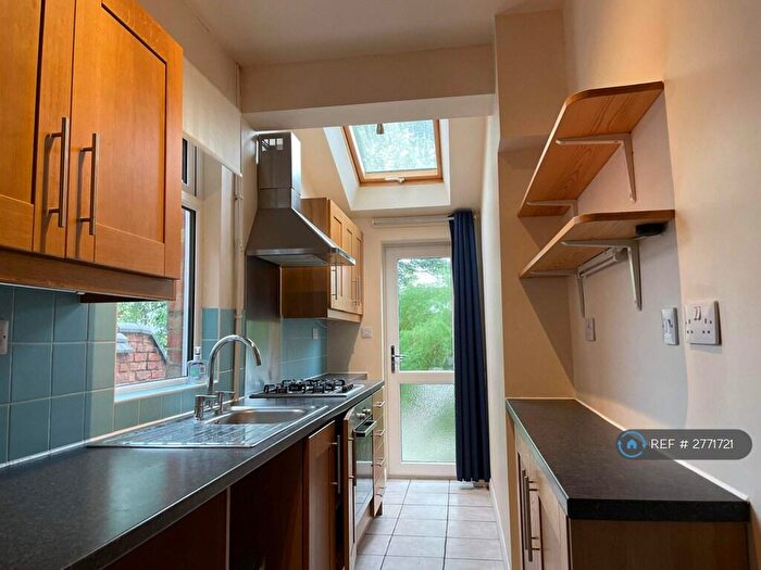 2 Bedroom Terraced House To Rent In Avenue Road Extension, Leicester, LE2