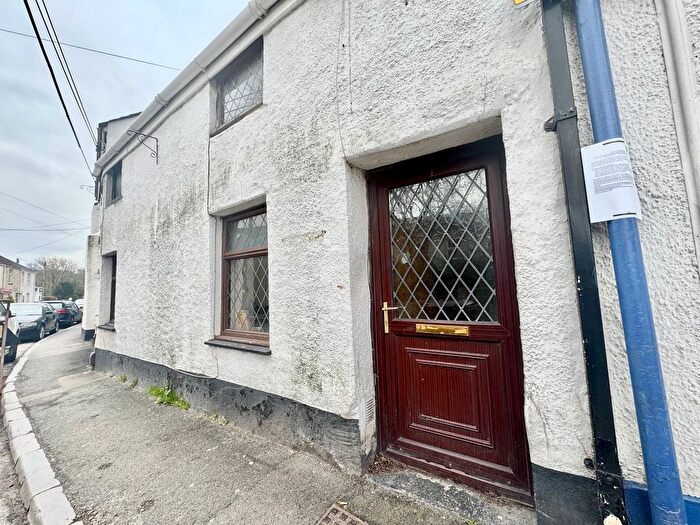 2 Bedroom Cottage To Rent In Colebrook Road, Plympton, Plymouth, PL7