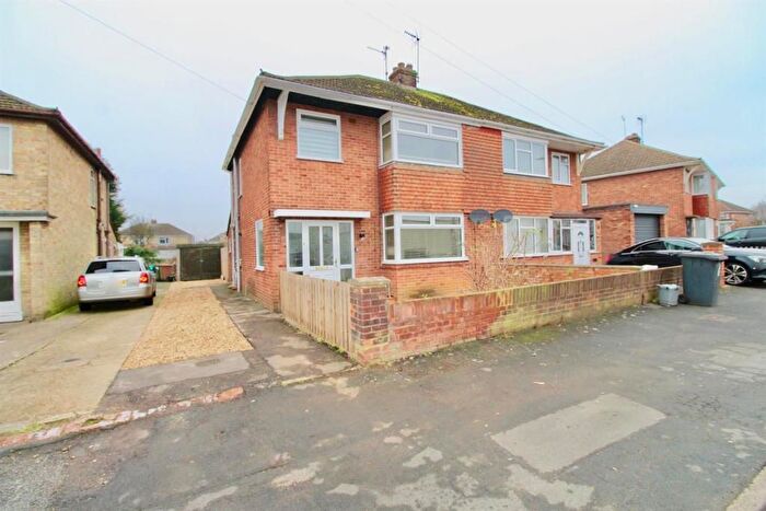 3 Bedroom Property To Rent In Desborough Avenue, Peterborough, PE2