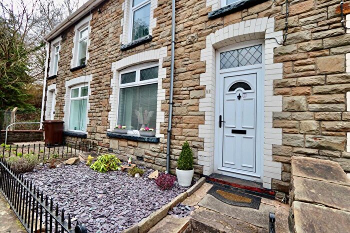 3 Bedroom Terraced House For Sale In Sir Ivors Road, Pontllanfraith, NP12