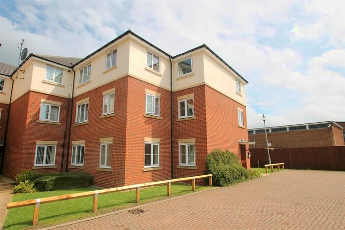 2 Bedroom Flat To Rent In Parkhouse Grove, Aldridge, WS9