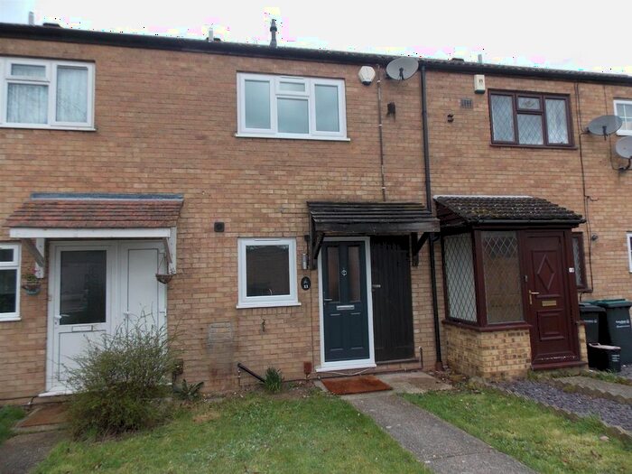 2 Bedroom Terraced House To Rent In Abbots Field, Gravesend, DA12