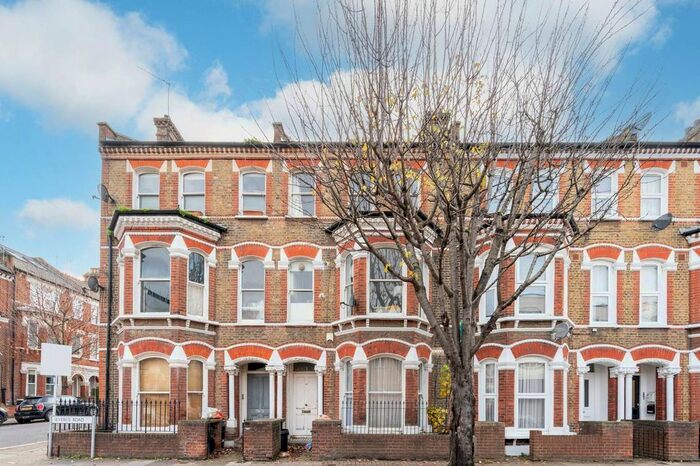2 Bedroom Flat To Rent In Severus Road, Clapham Junction, Clapham Junction, London, SW11