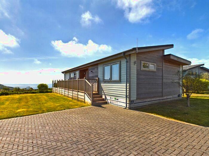 2 Bedroom Lodge For Sale In Bay View, Nr Gorran Haven, PL26