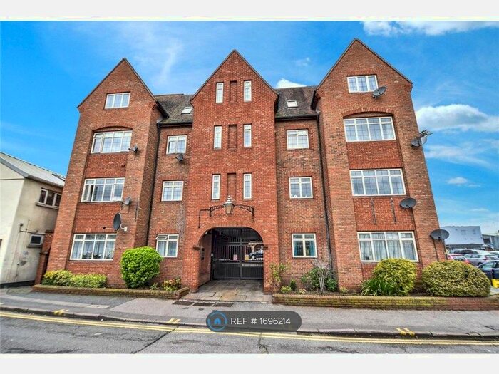 1 Bedroom Flat To Rent In The Cloisters, Dartford, DA1