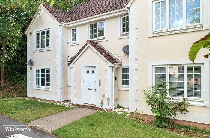 1 Bedroom Apartment For Sale In Monarch Close, Basingstoke, Hampshire, RG22