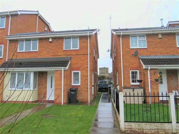 2 Bedroom Semi-Detached House To Rent In Wordsworth Close, Tipton, DY4
