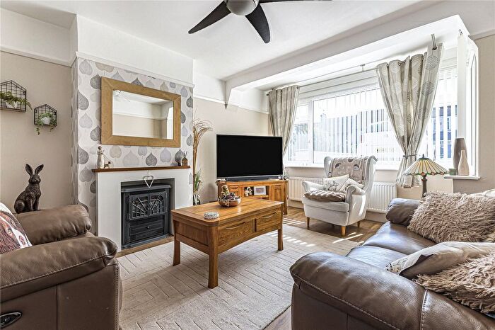 3 Bedroom Terraced House For Sale In Castlemaine Avenue, Gillingham, Kent, ME7