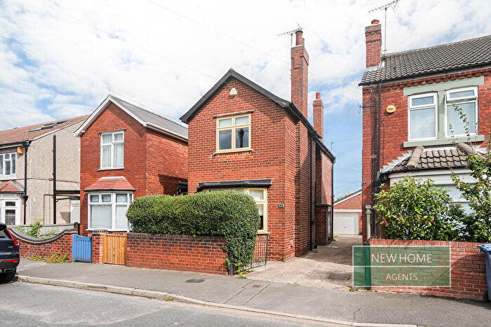 2 Bedroom Semi-Detached House For Sale In Morven Avenue, Mansfield Woodhouse, Mansfield, NG19
