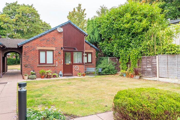 2 Bedroom Detached Bungalow For Sale In Penwortham Hall Gardens, Penwortham, Preston, PR1