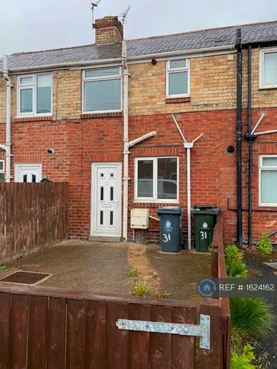 2 Bedroom Semi-Detached House To Rent In Queens Gardens, Cramlington, NE23